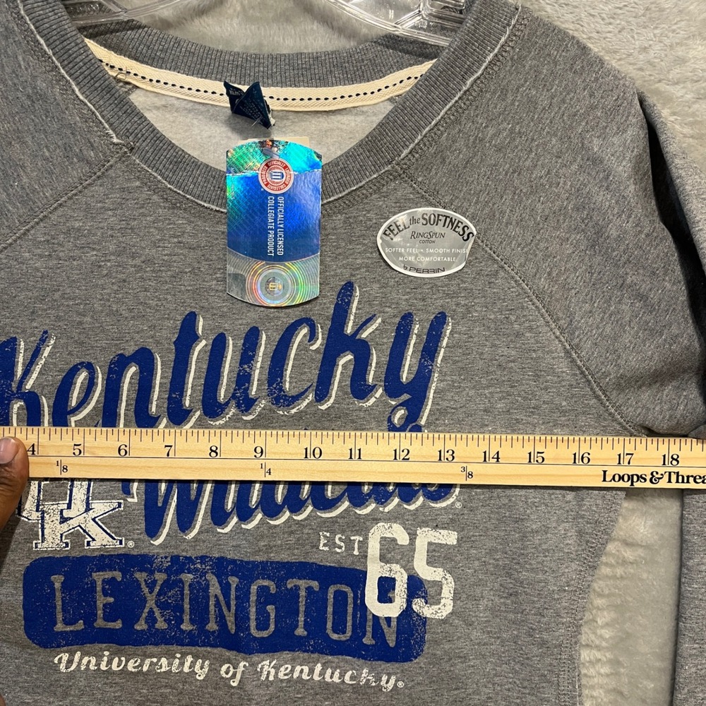 University of Kentucky Wildcats Sweatshirt Women Small Gray Crewneck New - Picture 4 of 6
